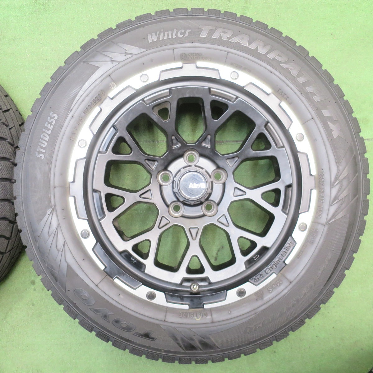 バリ溝！22年！9分★Air/G Rocks 4×4 Engineering 225/65R17 スタッドレス トーヨー ウインター トランパス TX 4X4 エンジニア 17インチ PCD114.3/5H★6052603NJス