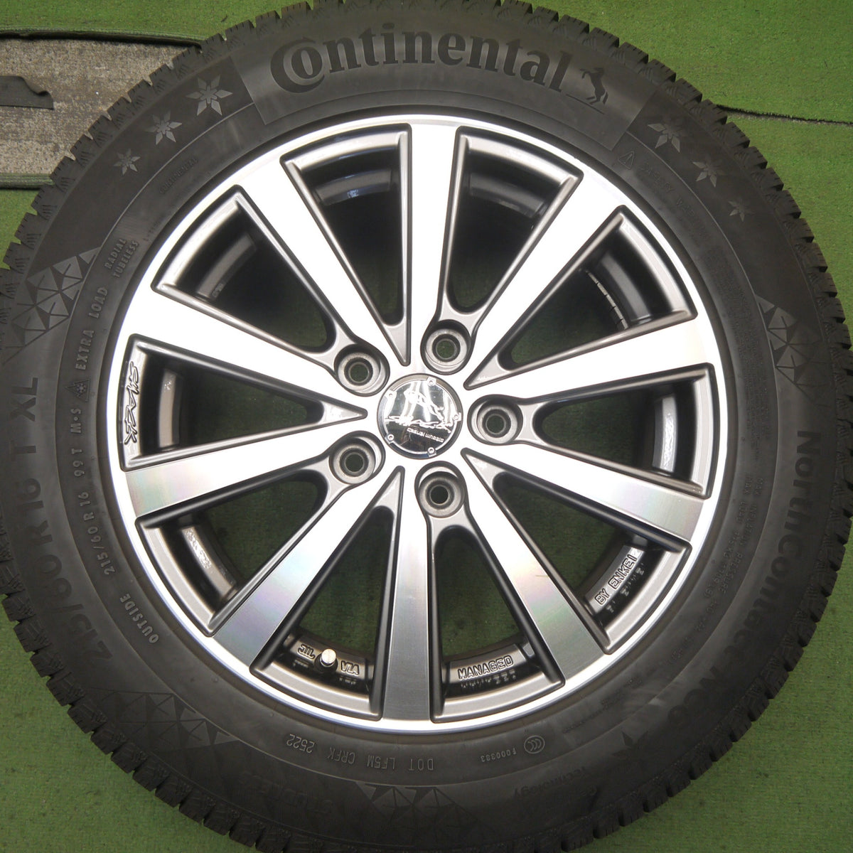 バリ溝！22年！キレイ！9.5分◎スタッドレス 215/60R16 コンチネンタル ノースコンタクト NC6 SMACK ENKEI スマック エンケイ 16インチ PCD114.3/5H◎6090804Hス