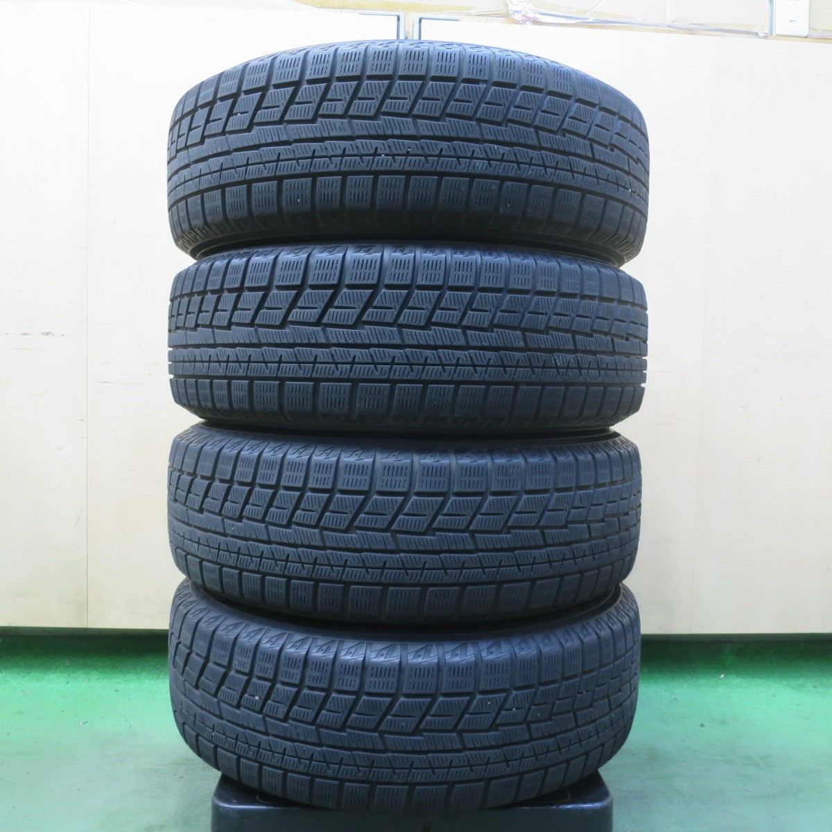 4本価格◎プリウス 等 195/65R15 スタッドレス ヨコハマ アイスガード iG60 JOKER ジョーカー 15インチ PCD100/5H◎6090906イス