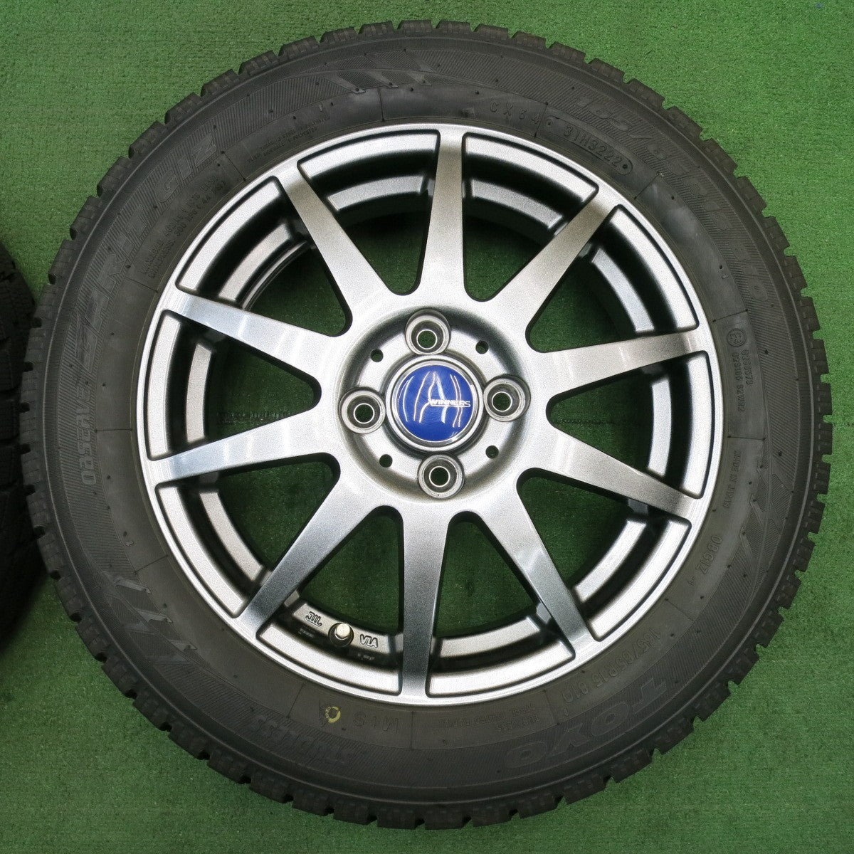 バリ溝！22年！キレイ！9.5分★スタッドレス 165/65R15 トーヨー オブザーブ ガリット GIZ WINNERS ウィナーズ 15インチ PCD100/4H★5051502NJス