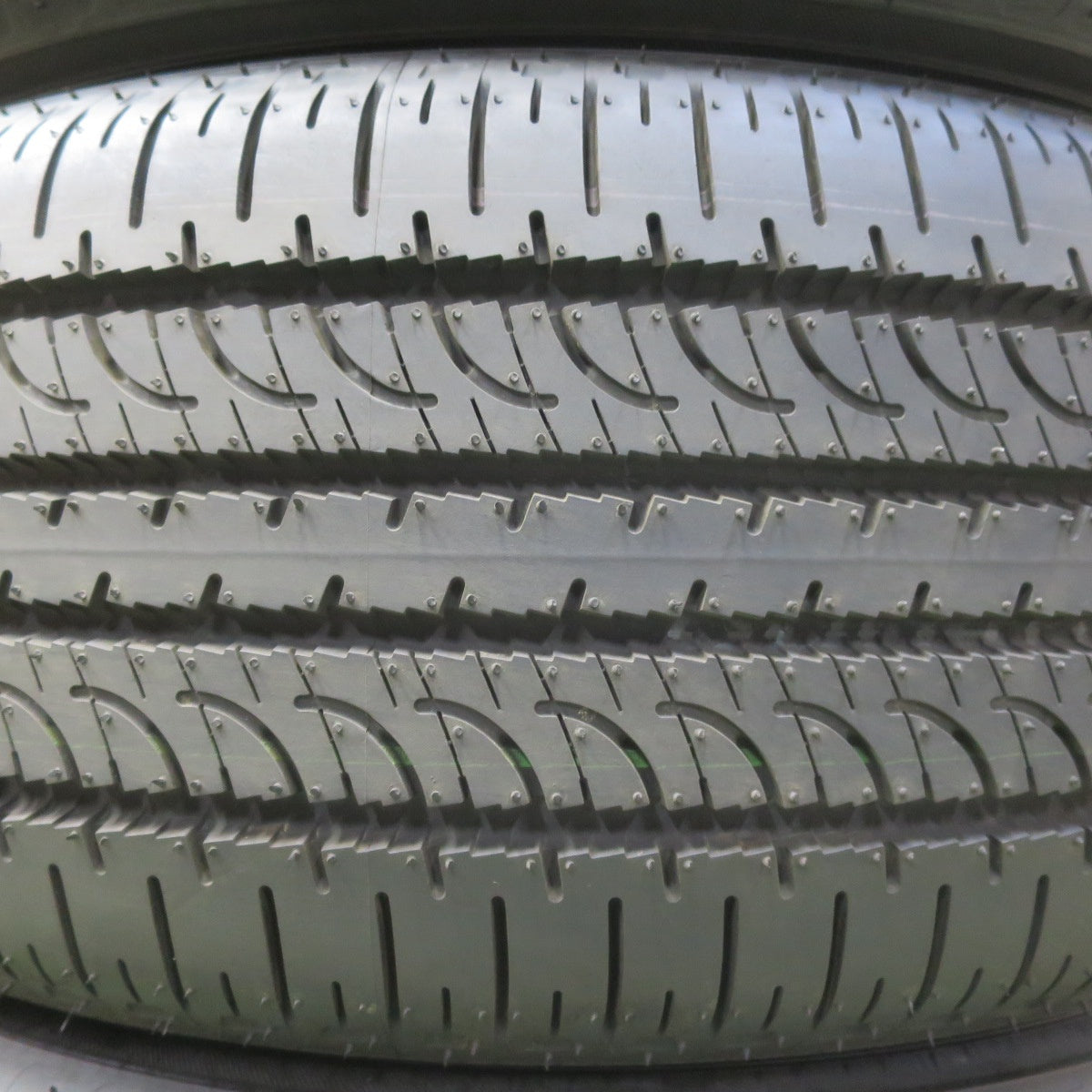 新車外し！24年★225/55R18 ヨコハマ ジオランダー SUV G055 デリカ D:5 シャモニー エクストレイル アウトランダー 等★5070905イノタ