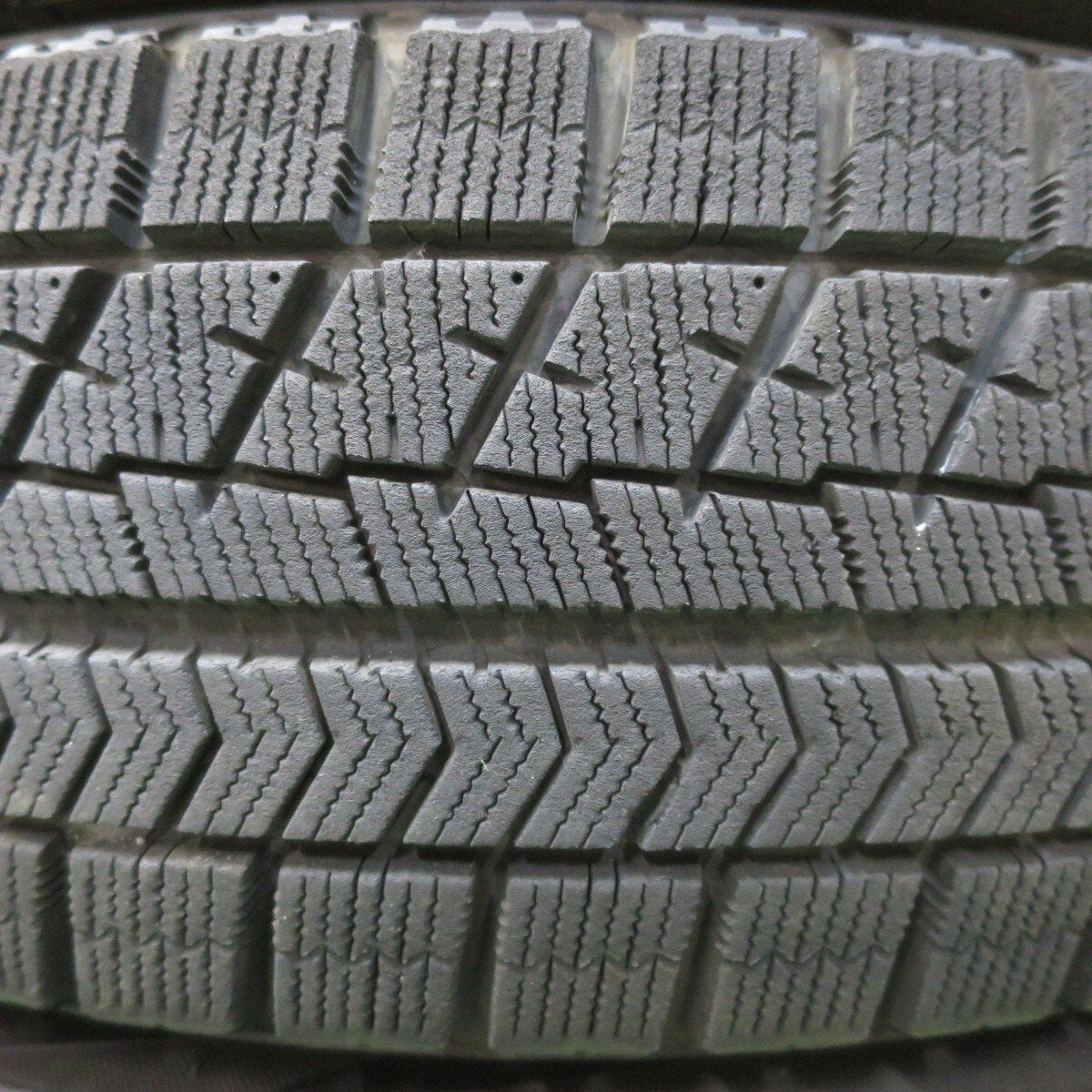4本価格★スタッドレス 175/65R15 ブリヂストン ブリザック VRX TEAD テッド 15インチ PCD100/4H★5031410イス