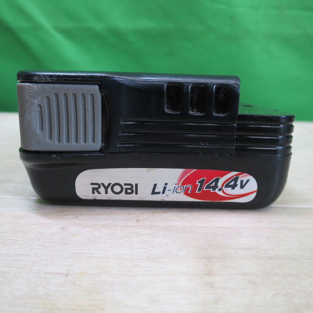 バッテリー2個☆RYOBI リョービ 充電式 インパクトドライバ BID-1415 電動 工具 コードレス 14.4V 充電器 BC-1402L☆