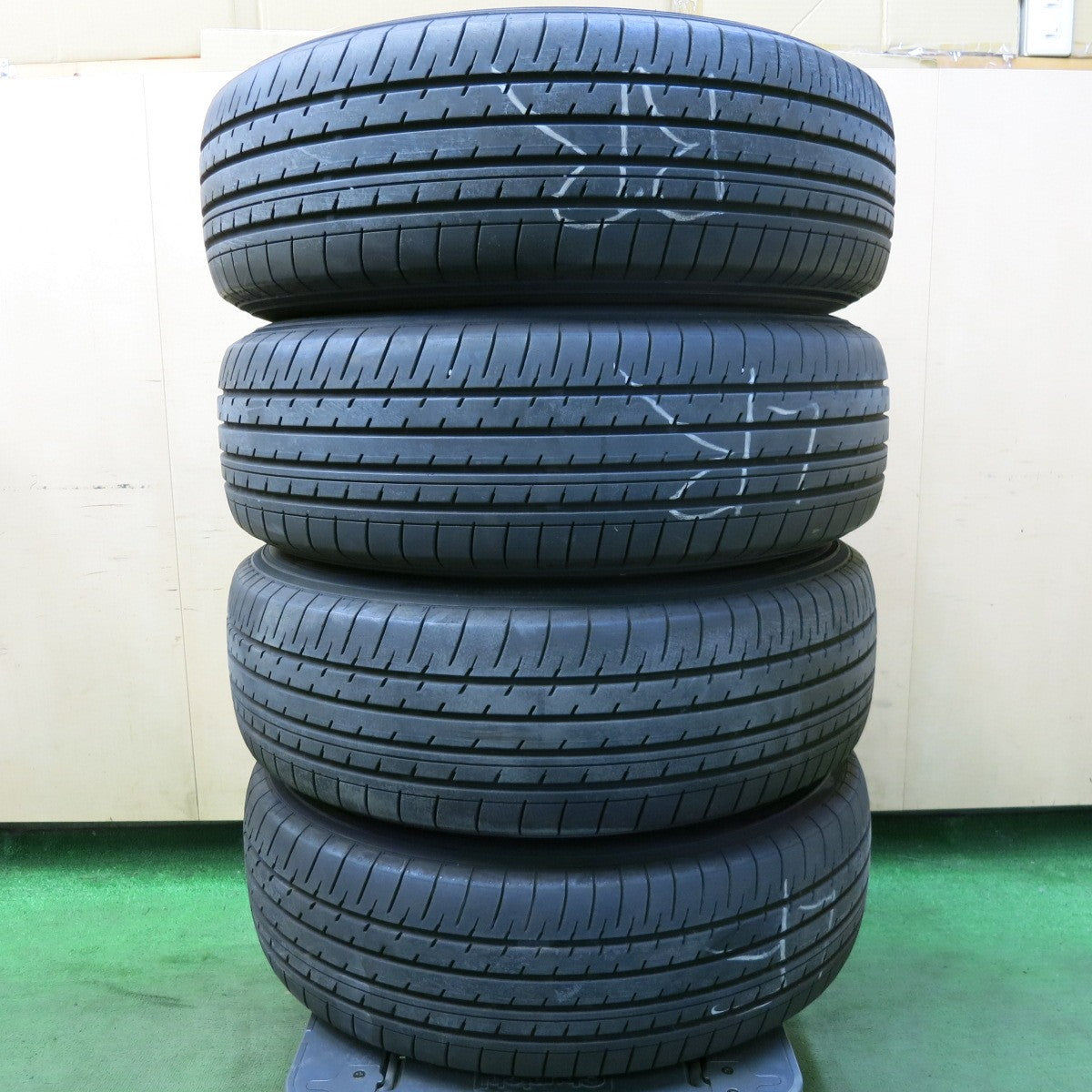 バリ溝！22年！8.5分★215/70R16 ヨコハマ BluEarth-XT AE61 WEDS ADVENTURE ウェッズ アドベンチャー 16インチ PCD114.3/5H★5081804SKノ