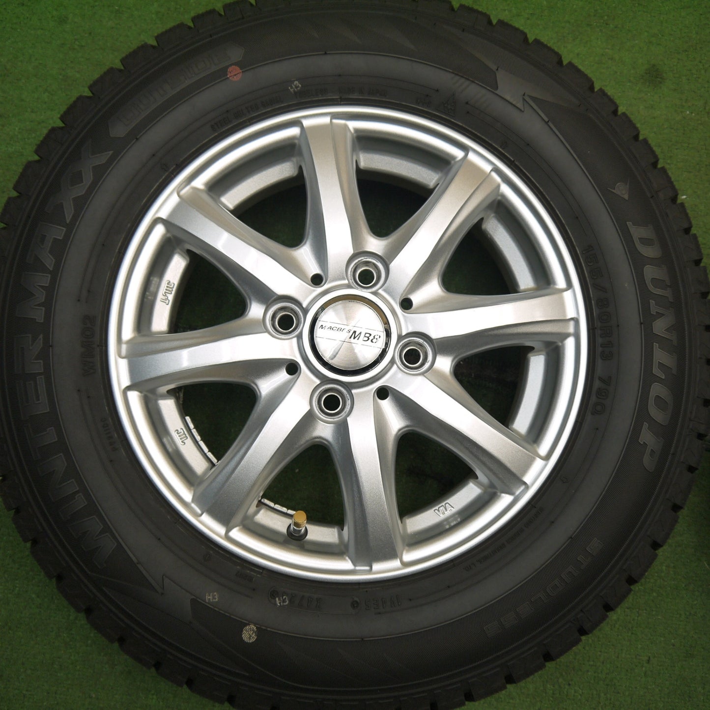 バリ溝！24年！キレイ！ほぼ10分★スタッドレス 155/80R13 ダンロップ ウインターマックス WM02 MACBES MB8 マクベス 13インチ PCD100/4H★5052709Hス