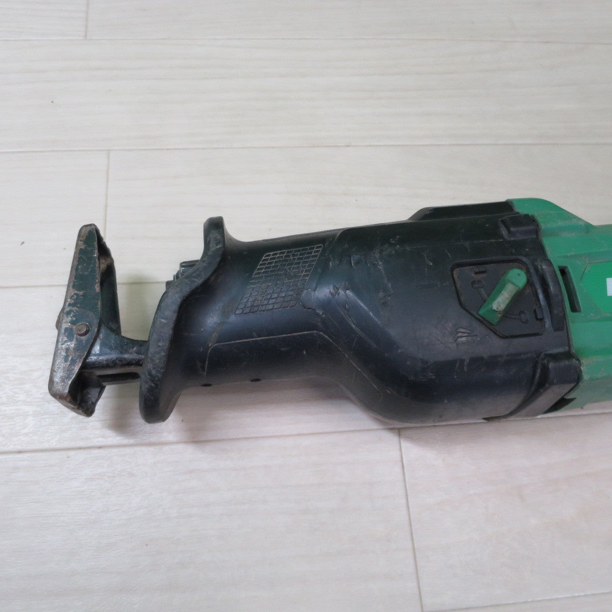 [送料無料] ☆ハイコーキ 18V コードレス セーバソー CR18DB 電動 工具 切断機 充電式 セーバーソー レシプロソー HiKOKI 本体のみ☆