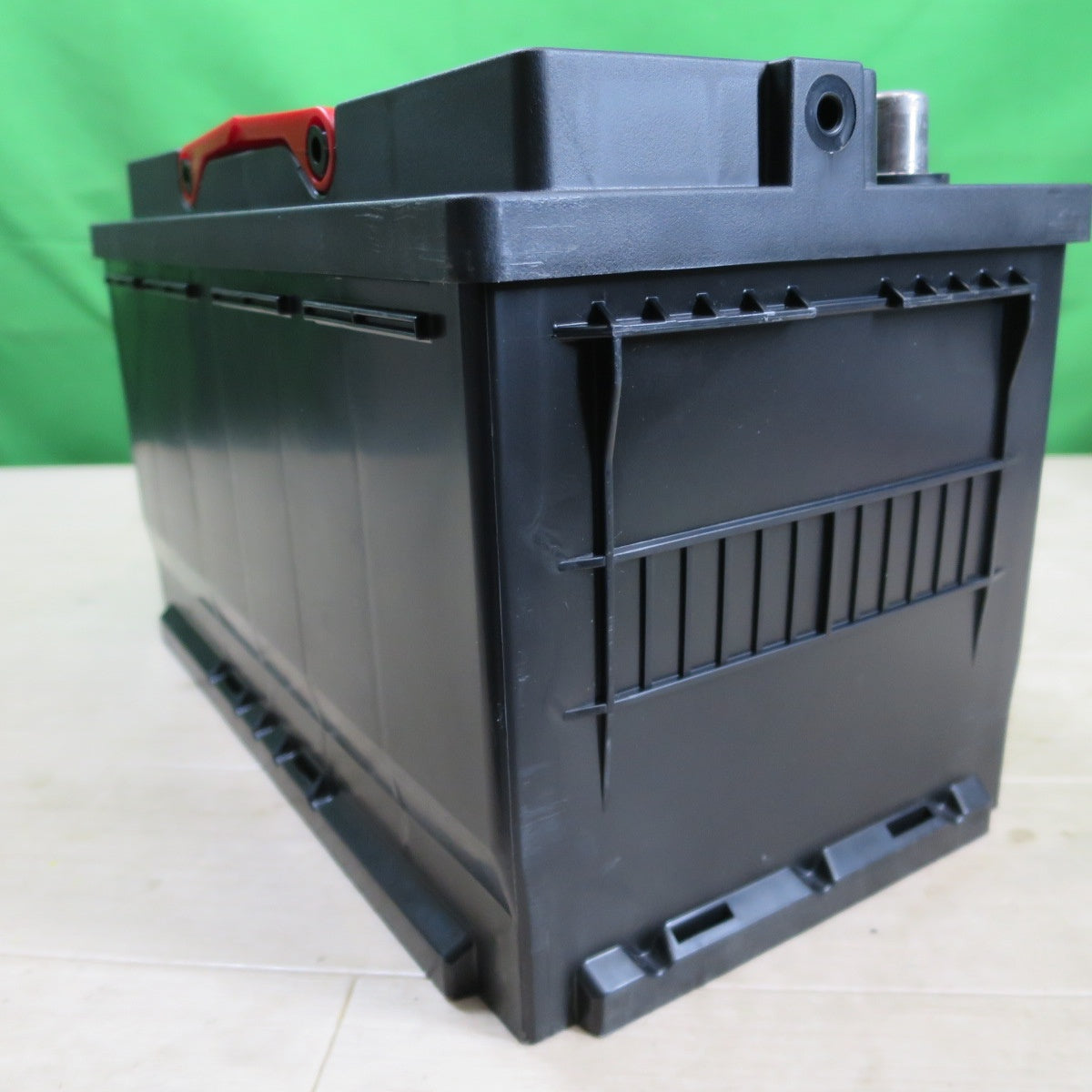 未使用！25年製☆BOSCH ボッシュ 自動車 用 バッテリー BLACK-AGM BLA-80-L4 アイドリング ストップ 車 対応 ブラック AGM メンテナンス☆