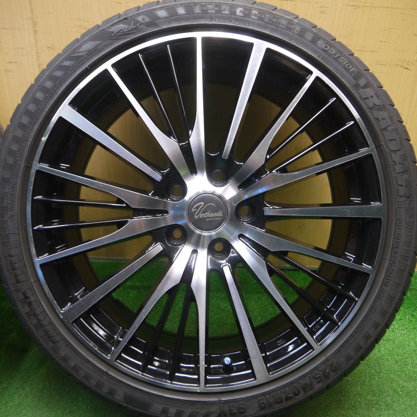 [送料無料] バリ溝！9分★225/40R19 レーダー Dimax R8+ Verthandi ヴェルサンディ ヴェルザンディ 19インチ PCD114.3/5H★5013102Hノ