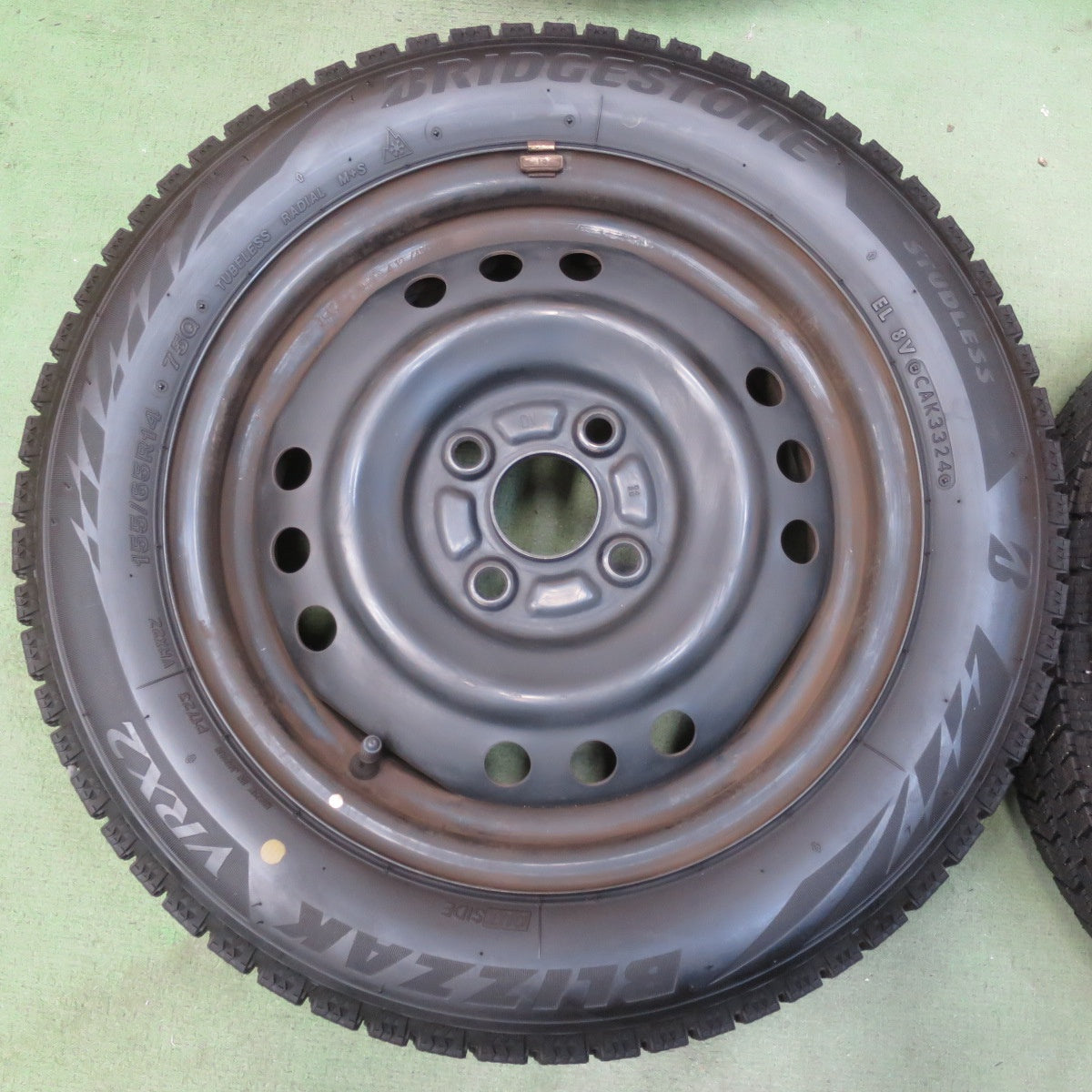 バリ溝！24年！9分◎スタッドレス 155/65R14 ブリヂストン ブリザック VRX2 スチール ホイール 14インチ PCD100/4H◎6093004イス
