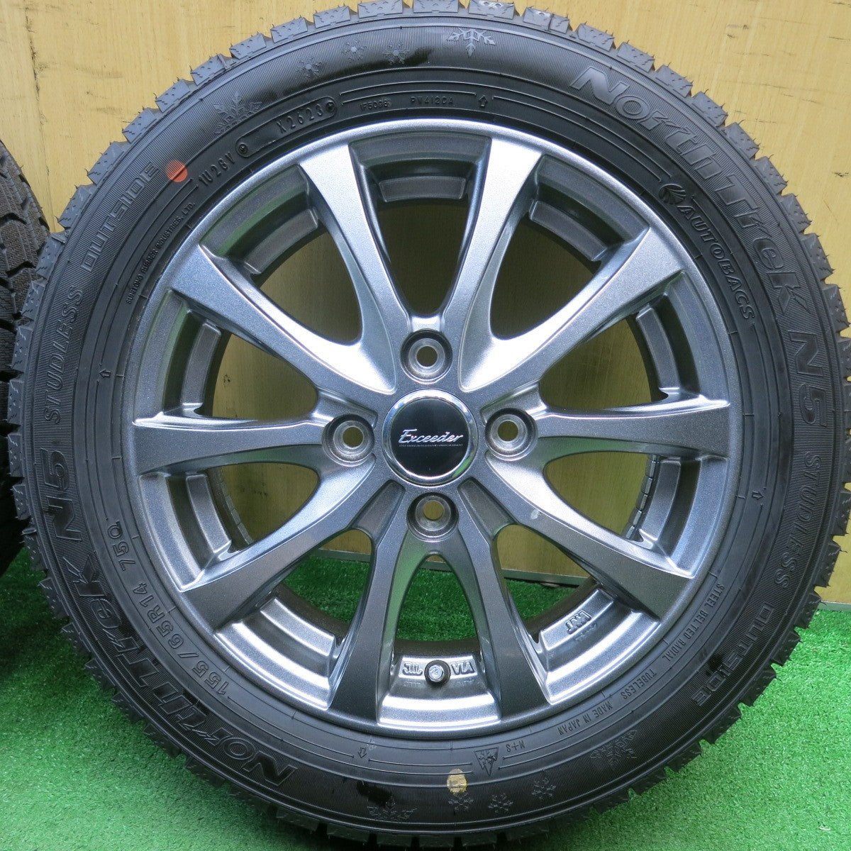 バリ溝！23年！キレイ！ほぼ10分★スタッドレス 155/65R14 オートバックス ノーストレック N5 Exceeder エクシーダー 14インチ PCD100/4H★5052402HAス