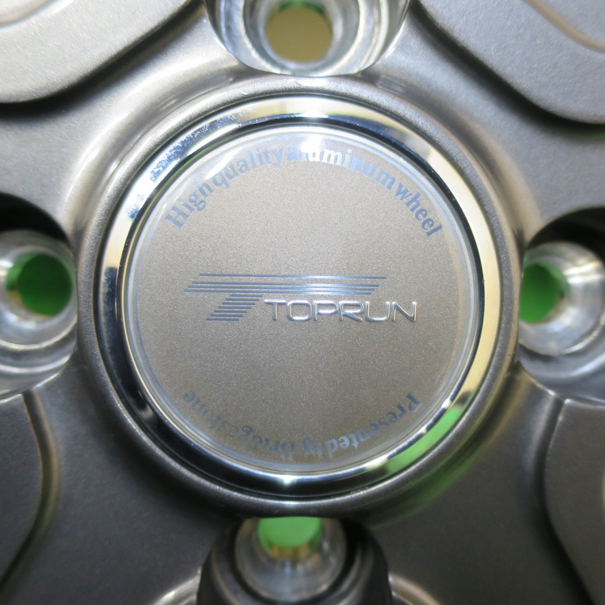 [送料無料] バリ溝！21年！キレイ！9.5分以上★スタッドレス 165/70R14 ブリヂストン ブリザック VRX3 TOPRUN トップラン 14インチ PCD100/4H★4110512イス