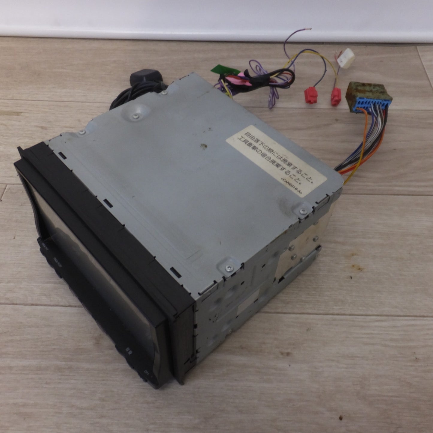 [送料無料] ★パイオニア製 日産オリジナルナビゲーションシステム B8260-7990H MP111-A(5★