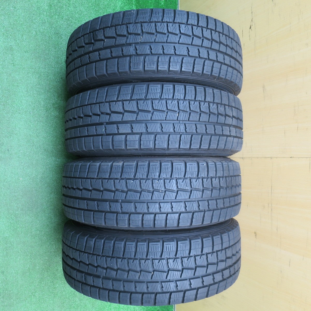バリ溝！キレイ！9.5分以上★インプレッサ 等 205/60R16 スタッドレス ダンロップ ウインターマックス WM01 BALMINUM バルミナ 16インチ PCD100/5H★5110707NJス