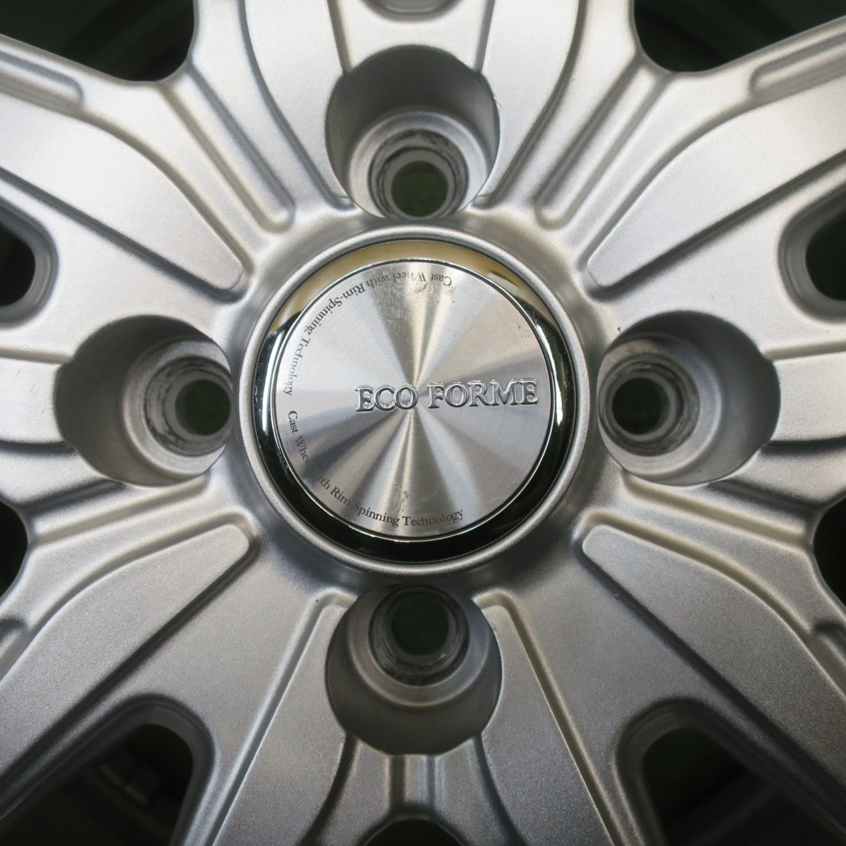 バリ溝！キレイ！8.5分★スタッドレス 175/70R14 ブリヂストン ブリザック VRX3 ECO FORME SE-20 エコフォルム 14インチ PCD100/4H★6042103NJス