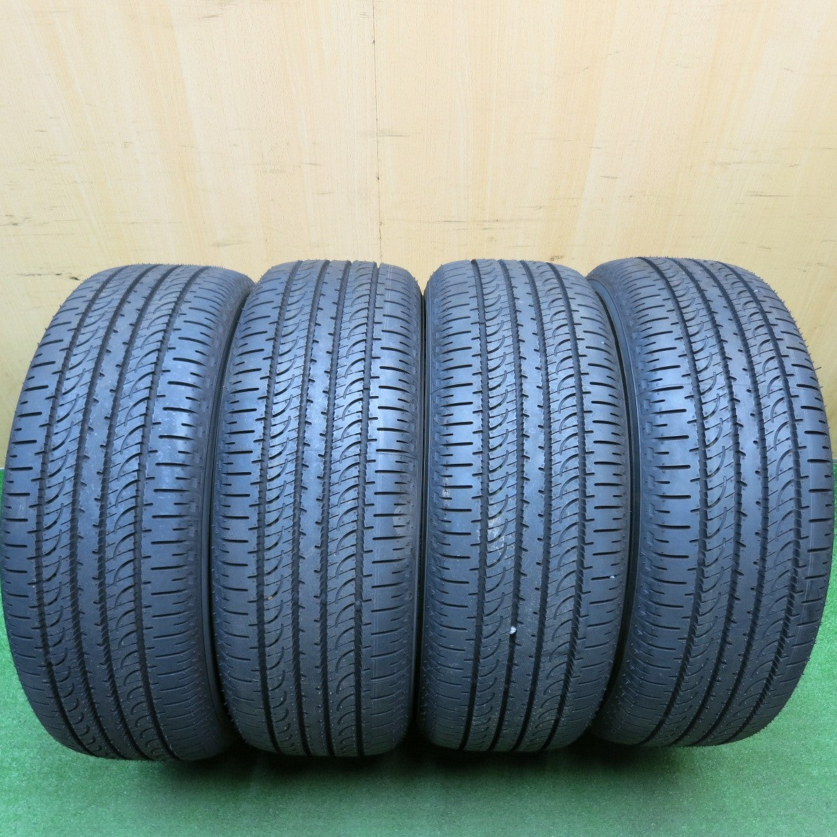 新車外し！25年★三菱 デリカ D:5 シャモニー 純正 225/55R18 ヨコハマ ジオランダー SUV G055 G055E 18インチ D5 PCD114.3/5H★6010306HAノ