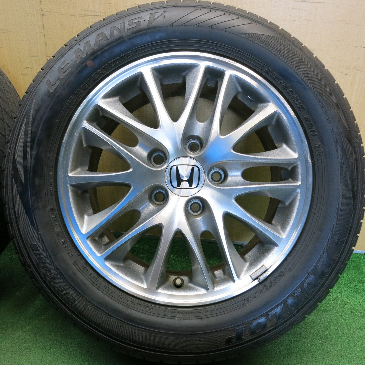 バリ溝！22年！9.5分★ホンダ RB オデッセイ 純正 215/60R16 ダンロップ LE MANS V ルマン5 16インチ PCD114.3/5H★6051404HAノ