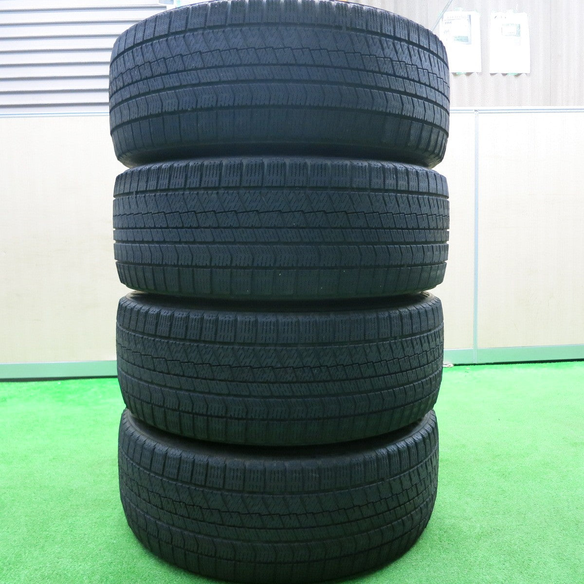 [送料無料] センサー付！キレイ★レクサス ES バージョンL 純正 235/45R18 スタッドレス ブリヂストン ブリザック VRX2 18インチ PCD114.3/5H★4111601HAス
