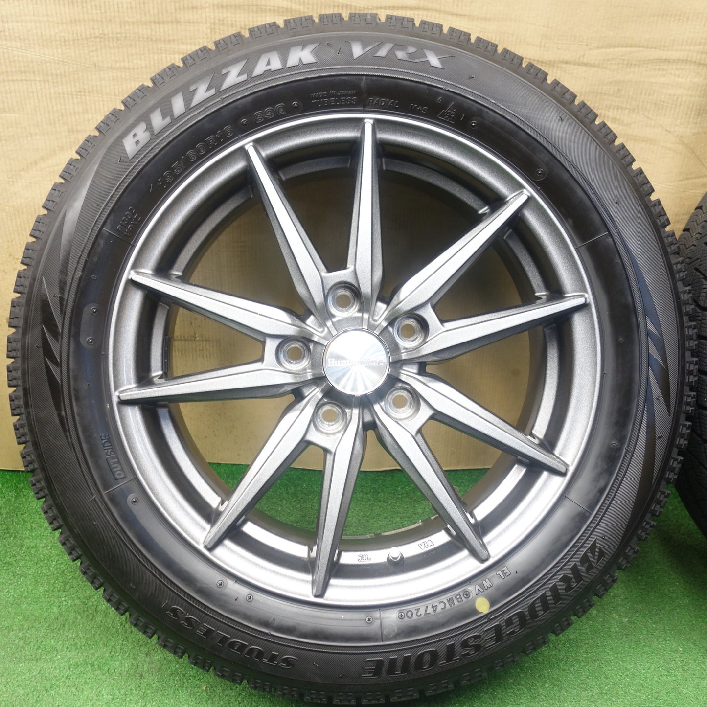 バリ溝！キレイ！9.5分★スタッドレス 195/60R16 ブリヂストン ブリザック VRX Humanline ヒューマンライン 16インチ PCD114.3/5H★6020103KTス