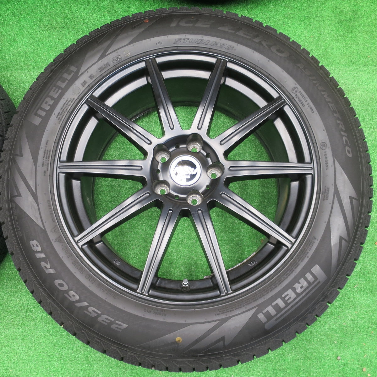 バリ溝！24年！キレイ！9.5分★スタッドレス 235/60R18 ピレリ アイスゼロ アシンメトリコ ALIA CLIMATE アリア クライメイト 18インチ PCD114.3/5H★5112903NKス