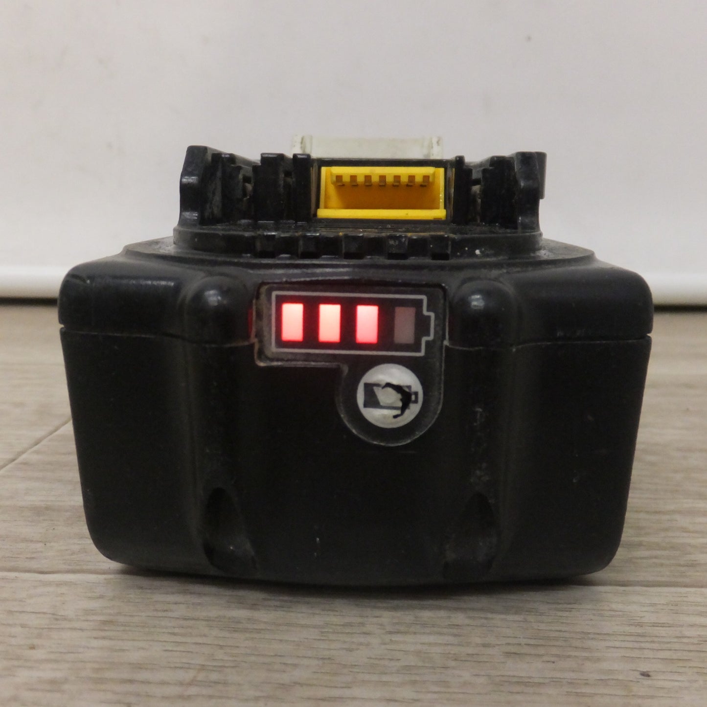 [送料無料] ★マキタ makita バッテリ BL1860B　DC18V 6.0Ah 108Wh Li-ion20　雪マーク★