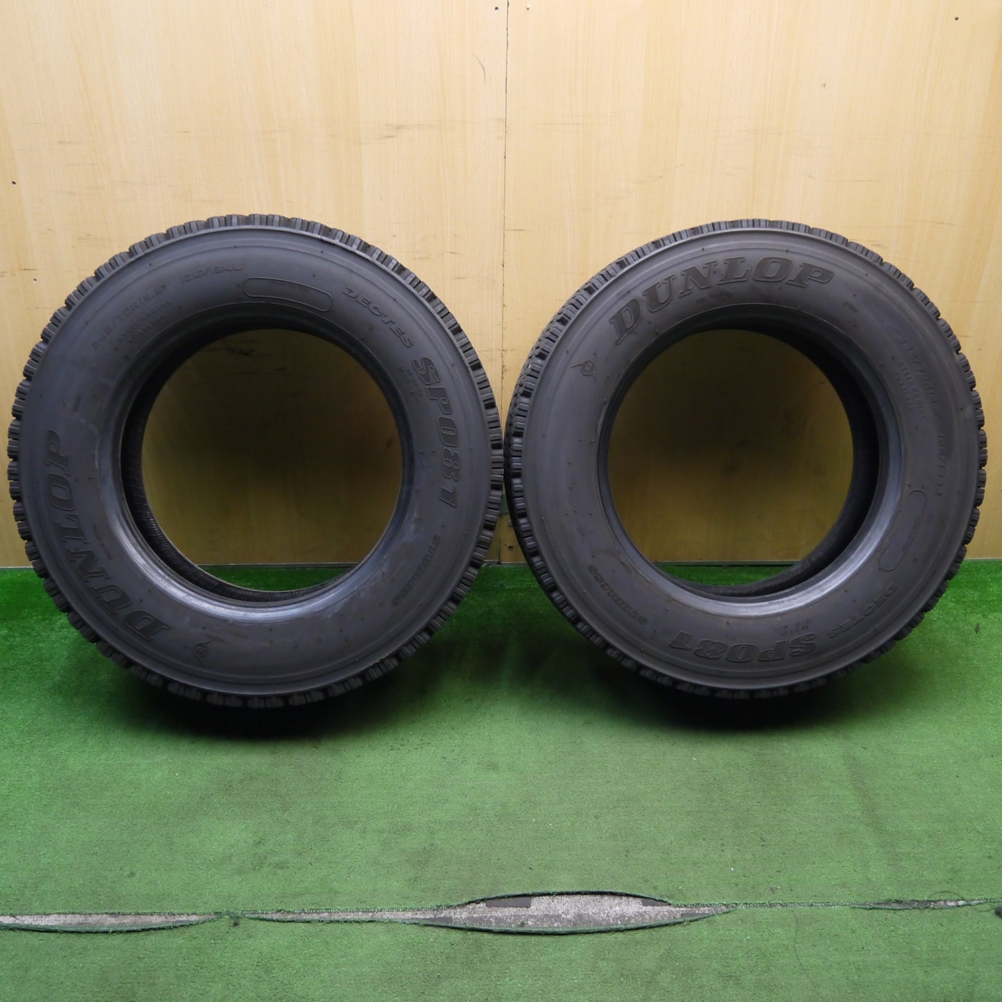 2本価格！23年★トラック タイヤ 245/70R19.5 136/134J スタッドレス ダンロップ デクテス SP081 DECTES 19.5インチ★5062306KKスタ