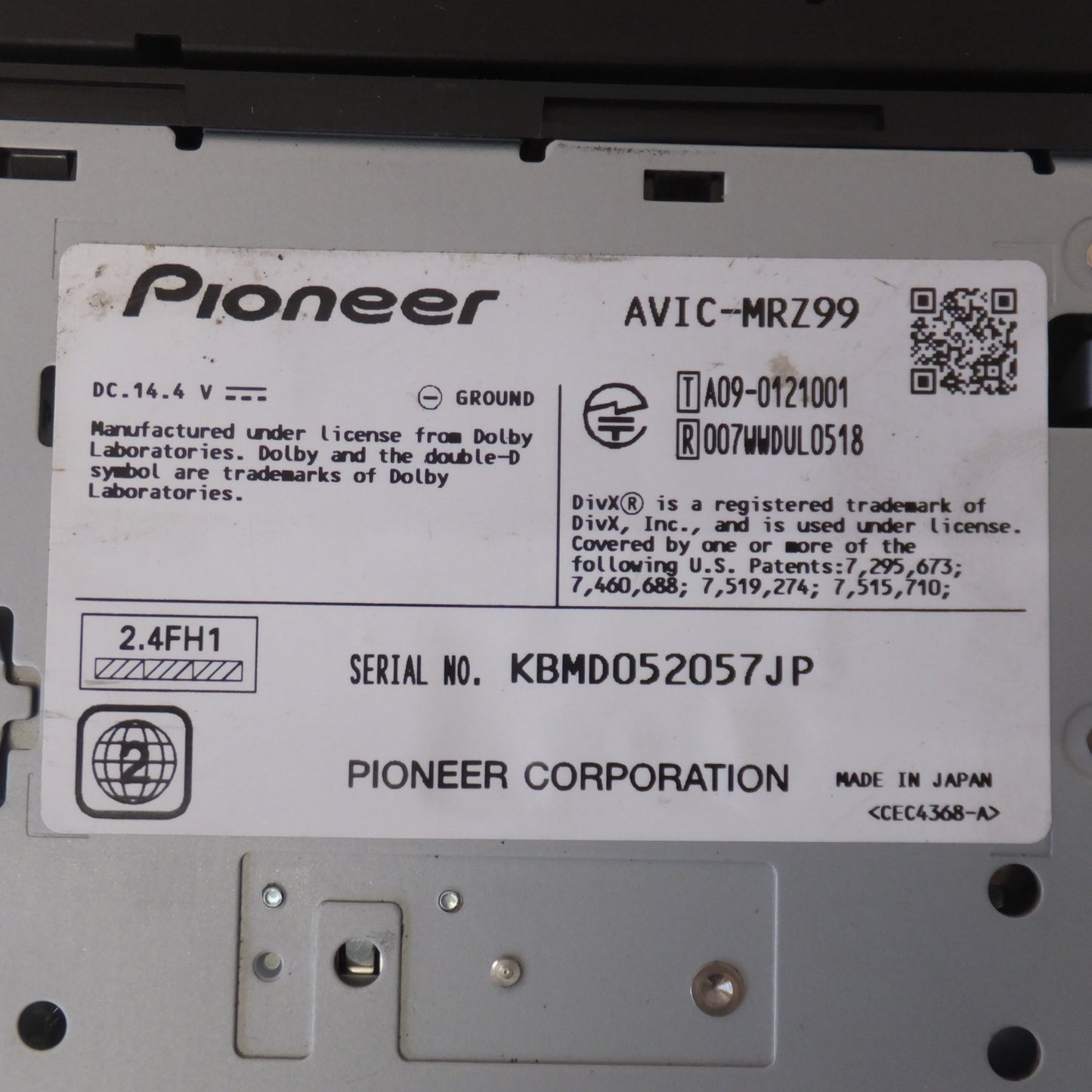 [送料無料] ★カロッツェリア carrozzeria AV一体型メモリーナビゲーション 楽ナビ AVIC-MRZ99[18]★