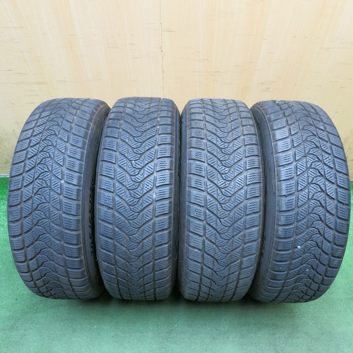 バリ溝！8.5分◎スタッドレス 205/65R16 デリンテ WINTER WD1 B-MUD Z 社外 アルミ 16インチ PCD114.3/5H◎6092005HAス