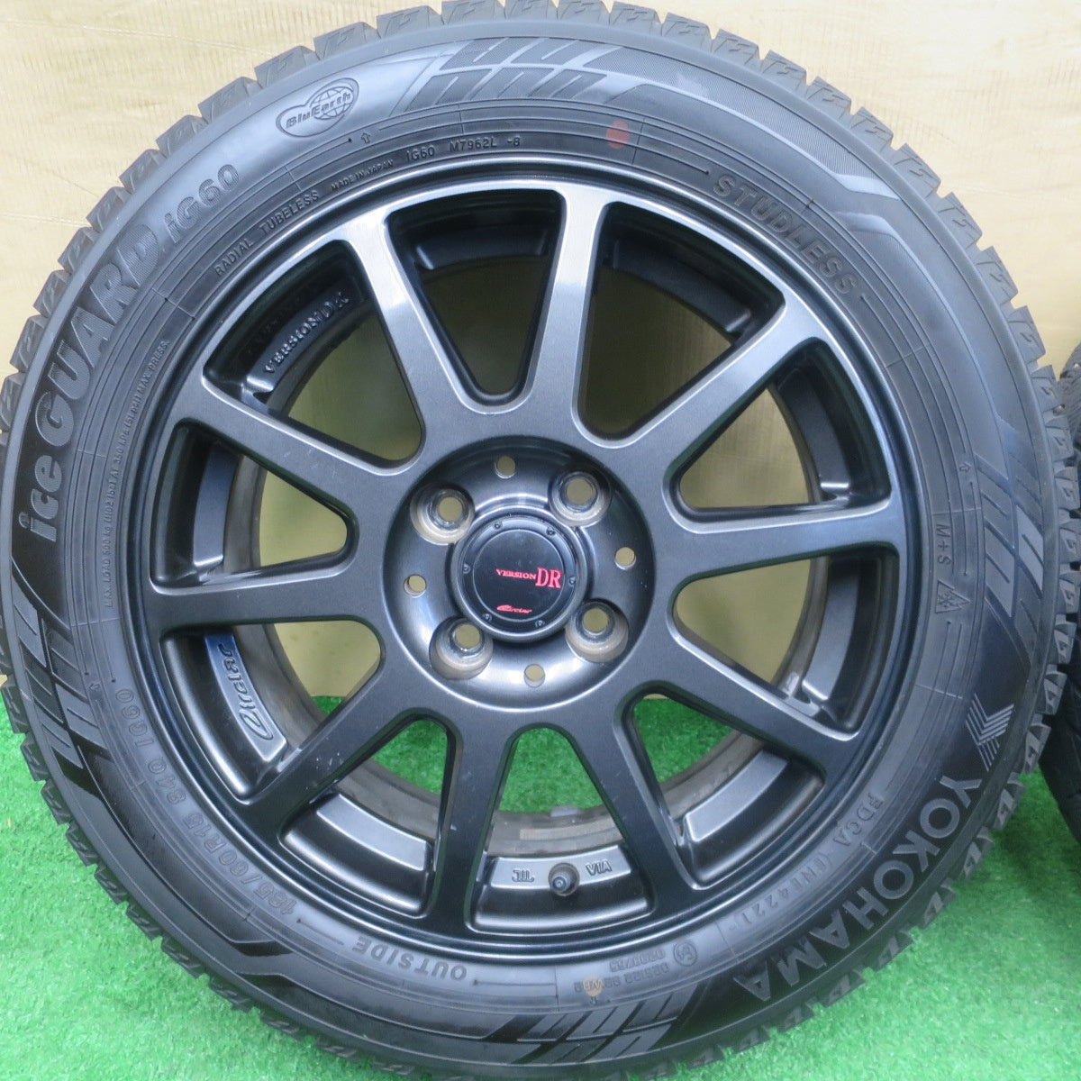 バリ溝！21年！9.5分★スタッドレス 185/60R15 ヨコハマ アイスガード iG60 VERSION DR Circlar サーキュラー 15インチ PCD100/4H★5121410NKス