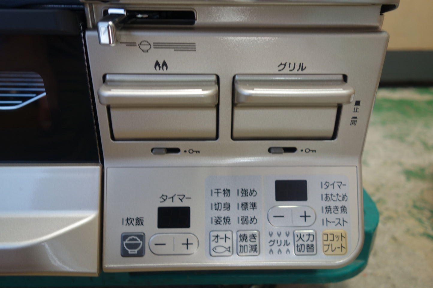 [送料無料] ほぼ未使用！美品☆リンナイ ラクシエ 2口 ガス テーブル コンロ 都市ガス 用 RTE65VACBA-GL RTS65AWKR グリル付き Rinnai☆