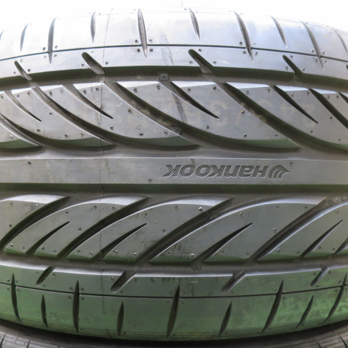 [送料無料] 未使用！2本★245/35R20 ハンコック ベンタス V12 evo VENTUS タイヤ 20インチ ベンツ CLSクラス Eクラス 等★5031711イノタ