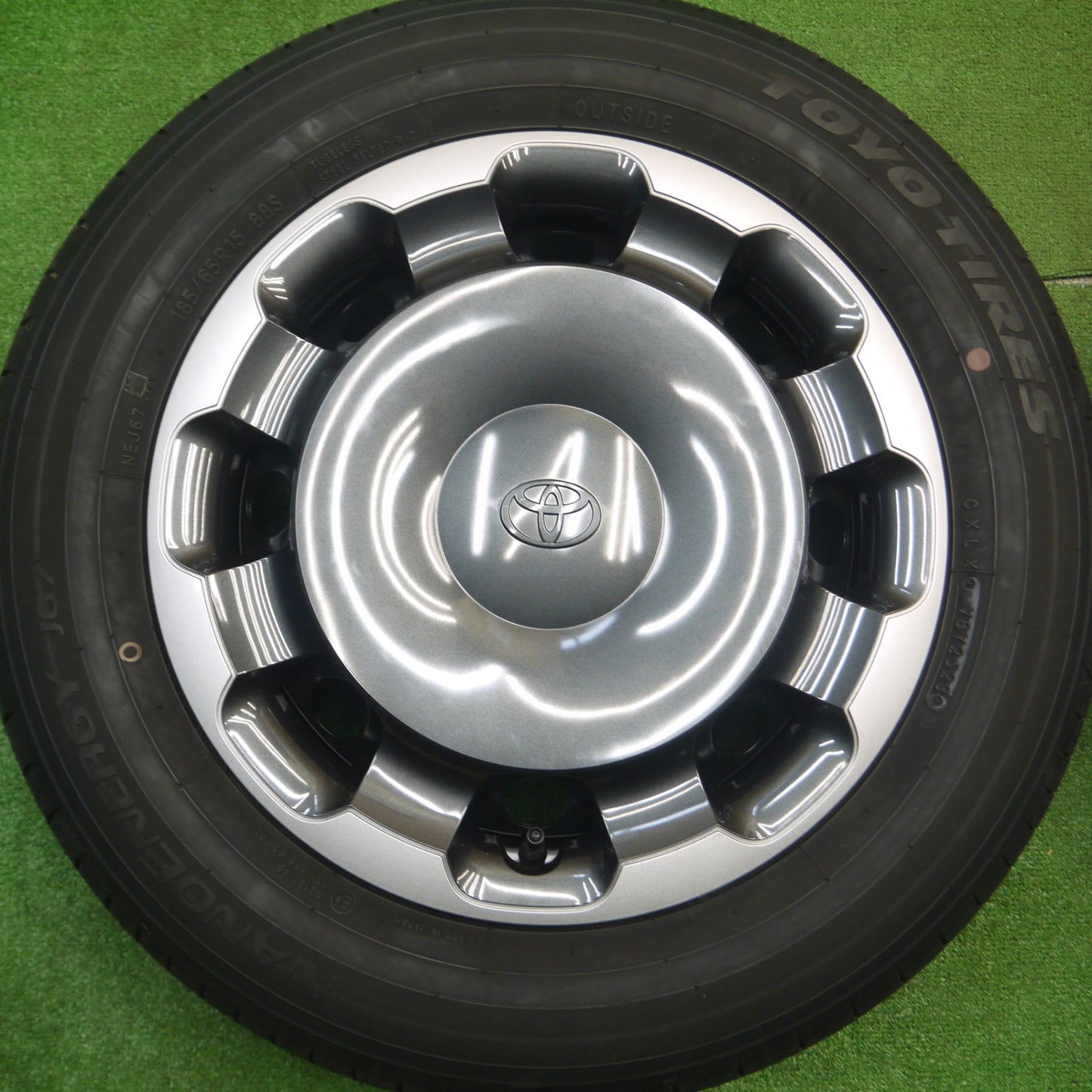 [送料無料] 新車外し！23年★トヨタ シエンタ Zグレード 純正 スチール 185/65R15 トーヨー ナノエナジー J67 15インチ PCD100/5H★4112603Hノ