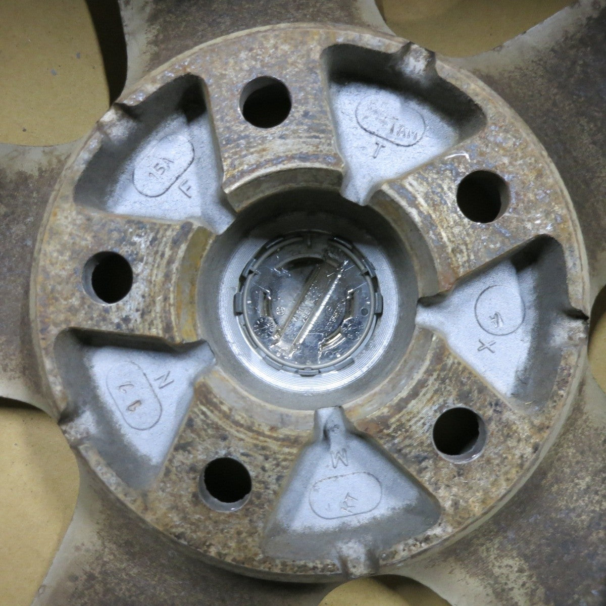 4本価格★日産 C25 セレナ 純正 ホイール 15インチ 15×5.5JJ PCD114.3/5H★5021411SYホ