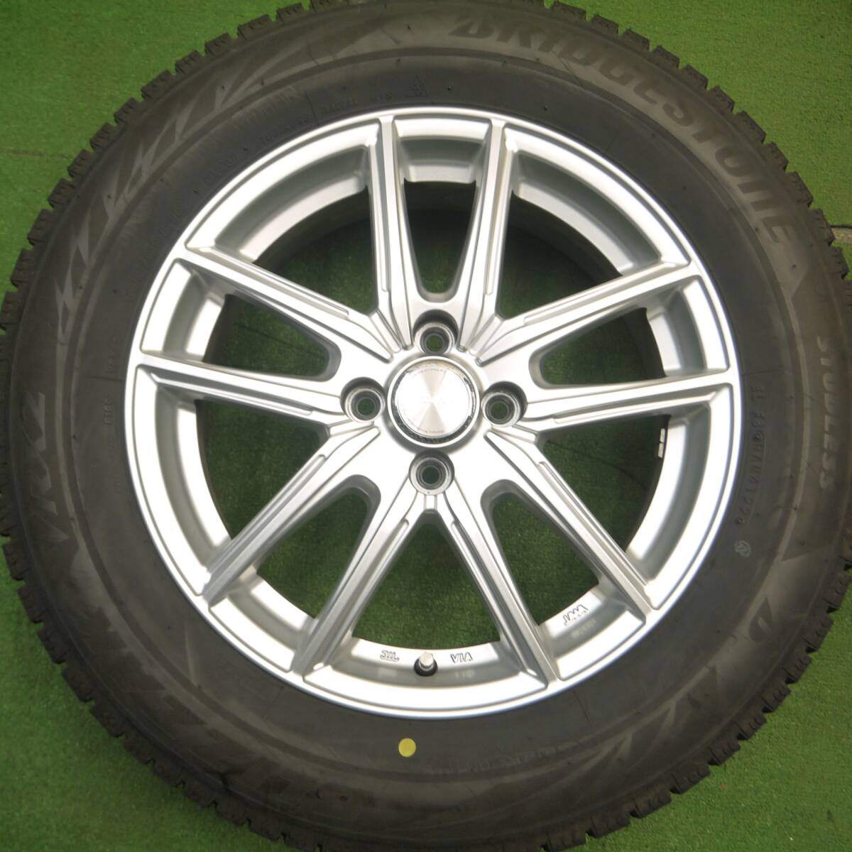 バリ溝！22年！キレイ！9分★スタッドレス 195/65R16 ブリヂストン ブリザック VRX2 ECO FORME エコフォルム 16インチ PCD100/4H★5030509Hス