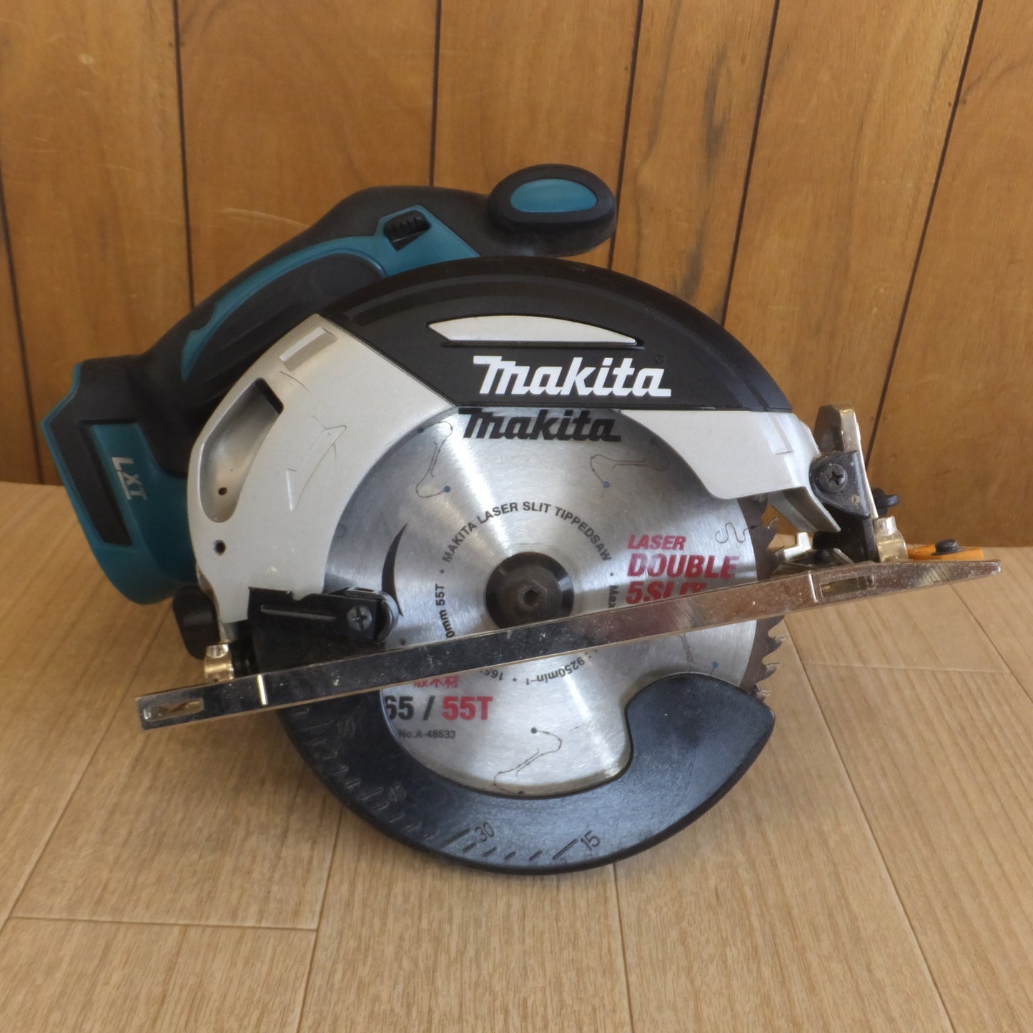 [送料無料] ★マキタ makita 165mm 充電式マルノコ HS630DRFX 本体のみ　木工用 超硬丸ノコ★