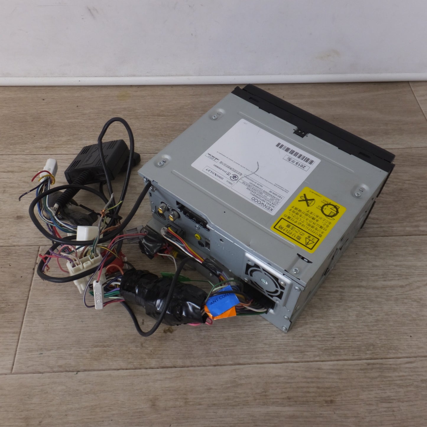 [送料無料] ジャンク★ケンウッド KENWOOD メモリーナビゲーション MDVD502BTG MDV-D502BT　液晶割れ(9)★