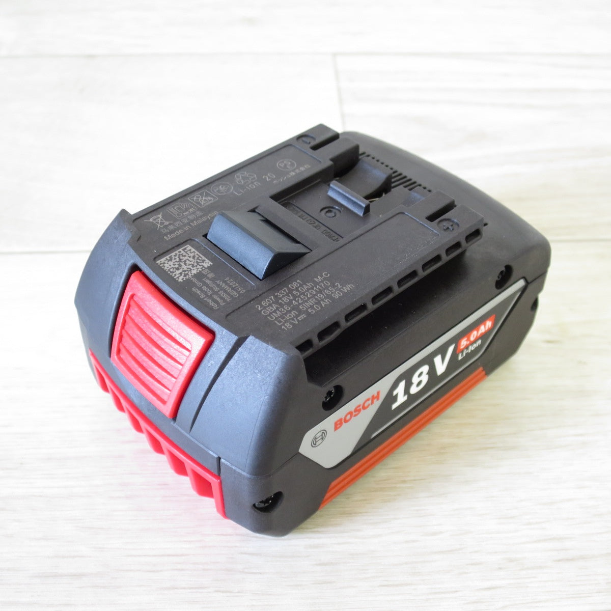 [送料無料] 未使用◇BOSCH ボッシュ リチウム イオン バッテリー GBA18V 5.0Ah M-C 2 607 337 081 90Wh DC 18V Li-ion 電動 工具◇