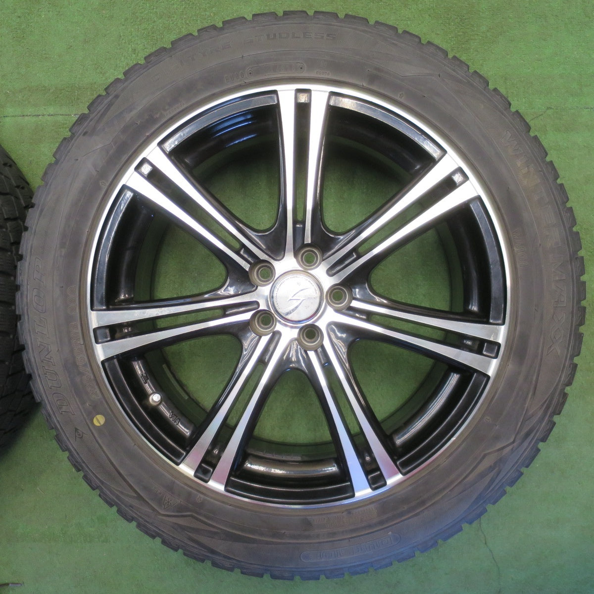 4本価格★フォレスター 等 225/55R18 スタッドレス ダンロップ ウインターマックス WM01 STRANGER ストレンジャー 18インチ PCD100/5H★6051007NJス
