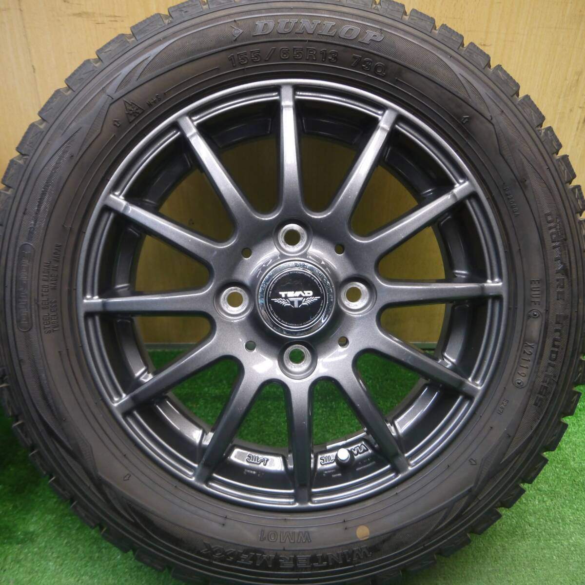 バリ溝！キレイ！9.5分以上★スタッドレス 155/65R13 ダンロップ ウインターマックス WM01 TEAD テッド 13インチ PCD100/4H★5020708Hス