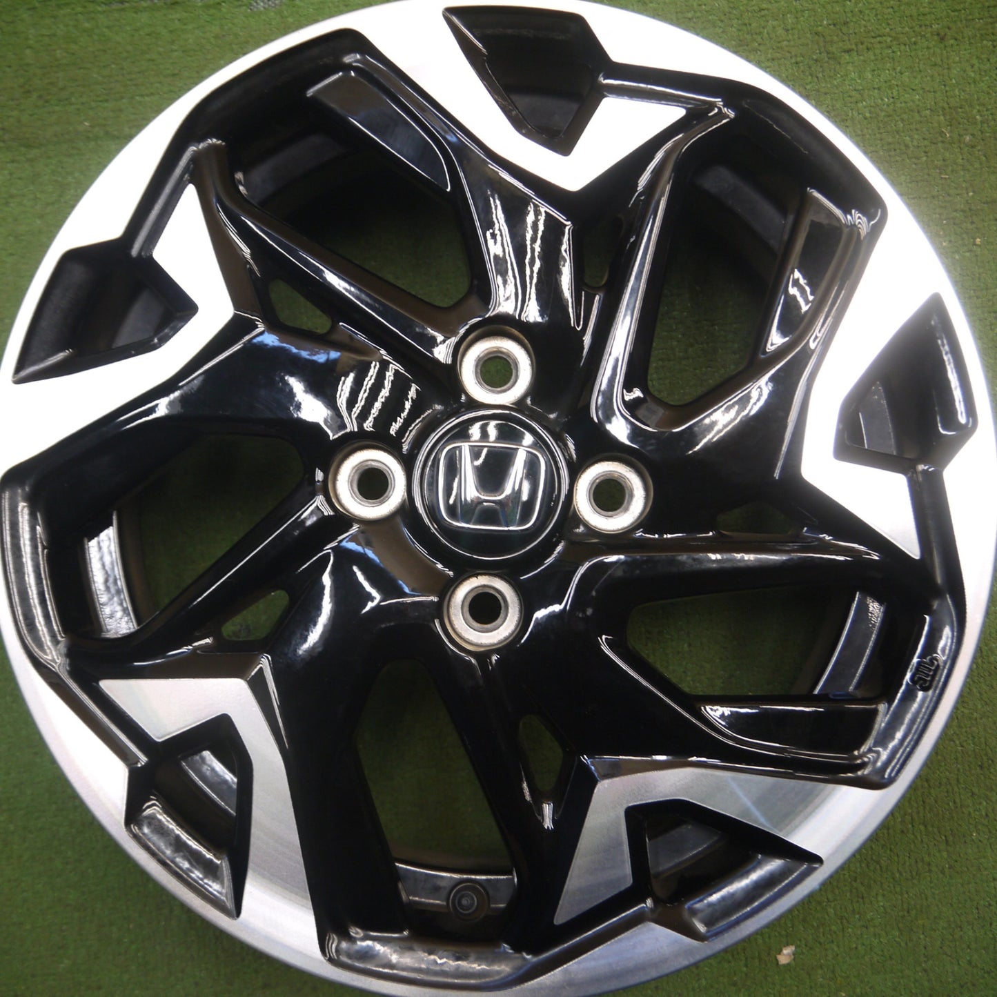 *送料無料* ほぼ新車外し★ホンダ N-WGN 純正 ホイール 15インチ 15×4.5J PCD100/4H Nワゴン★4061211Hホ