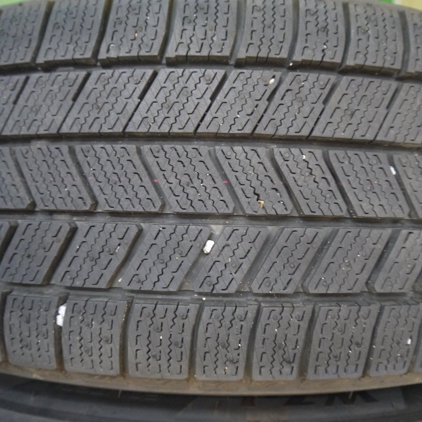 トヨタ純正センサー付！バリ溝！25年！キレイ！ほぼ10分★スタッドレス 215/60R17 ブリヂストン ブリザック WZ-1 ECO FORME SE-18 エコフォルム 17インチ PCD114.3/5H★6031803Hス
