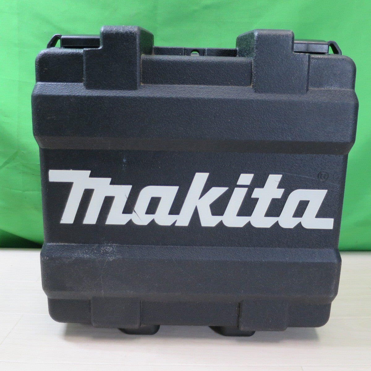 [送料無料] ☆マキタ 65mm 高圧 エア 釘打 AN636H M エアー ツール 工具 釘打機 釘打ち機 makita☆