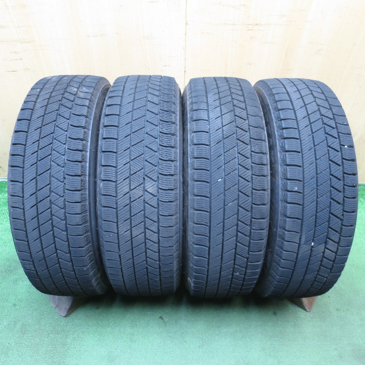 4本価格！24年◎スタッドレス 165/65R14 ブリヂストン ブリザック VRX3 BALMINUM TR10 バルミナ 14インチ PCD100/4H◎6101206NJス