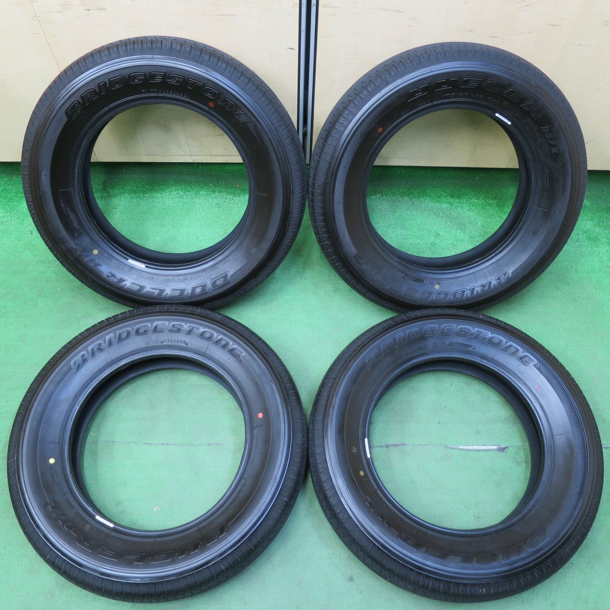 [送料無料] バリ溝！23年！9.5分★ジムニー 等 175/80R16 ブリヂストン デューラー H/L 852 タイヤ 16インチ★4101103イノタ