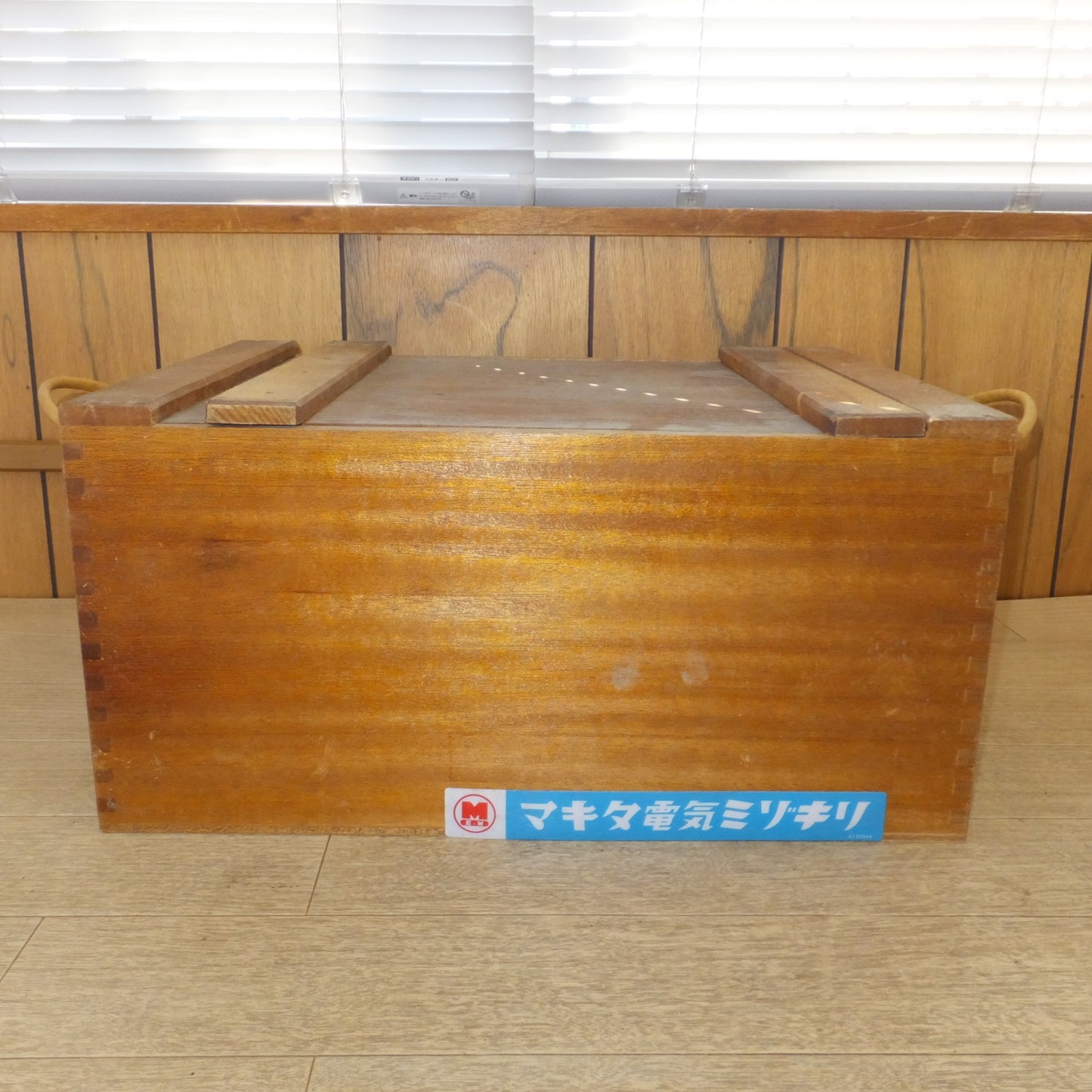 [送料無料] ★マキタ makita 電気ミゾキリ 3501N　178～190mm　100V 12A 50-60Hz 1160W 6500/min.　木工用丸ノコ★