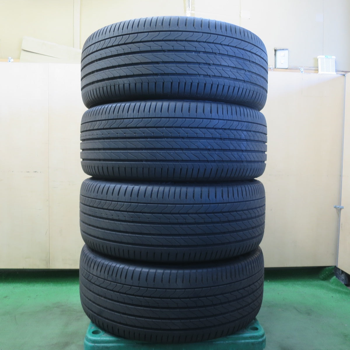 バリ溝！23年！キレイ！9.5分★WedsSport RN-55M 245/45R19 コンチネンタル ウルトラコンタクト UC6 ウェッズスポーツ 19インチ PCD114.3/5H★6061003イノ