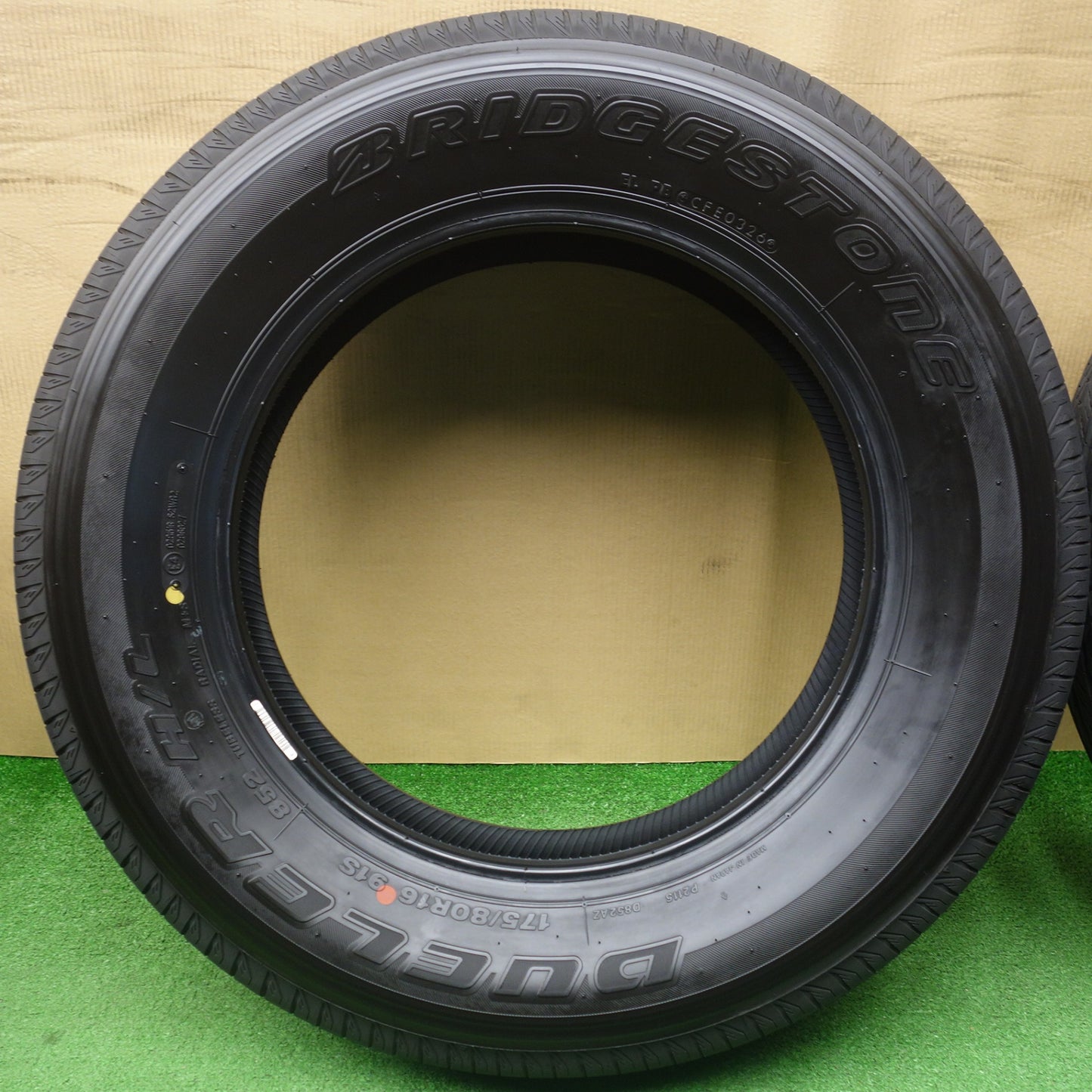 新車外し！26年★ジムニー 等 175/80R16 ブリヂストン デューラー H/L 852 DUELER 16インチ タイヤ★6052302KTノタ