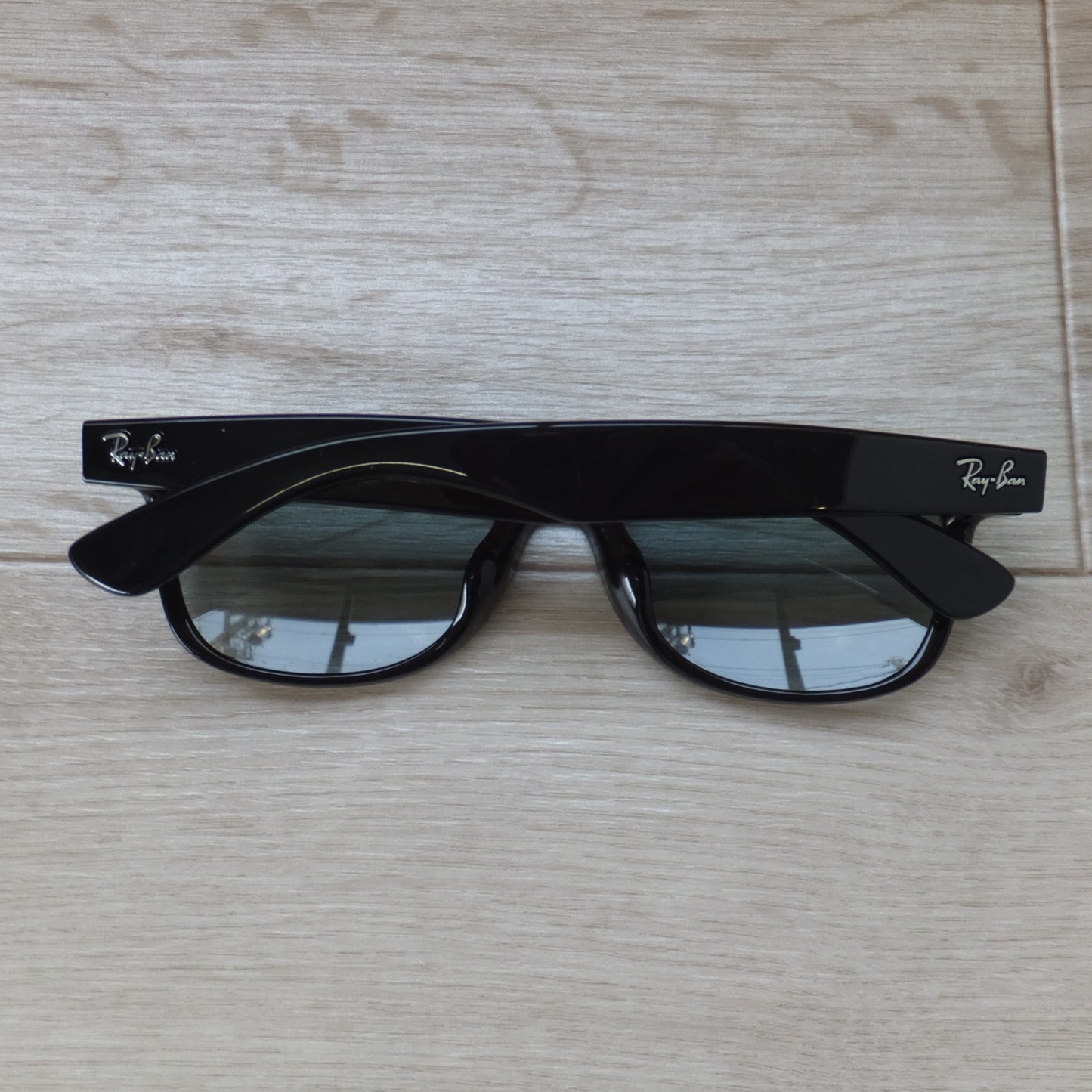 [送料無料] 美品★レイバン Ray-Ban サングラス NEW WAYFARER RB2132-F　601/R5 55□18 140 1N★