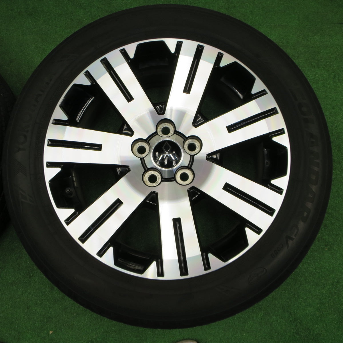 バリ溝！25年！ほぼ10分★三菱 デリカ D:5 純正 225/55R18 ヨコハマ ジオランダー CV G058 18インチ D5 PCD114.3/5H★6012502NKノ