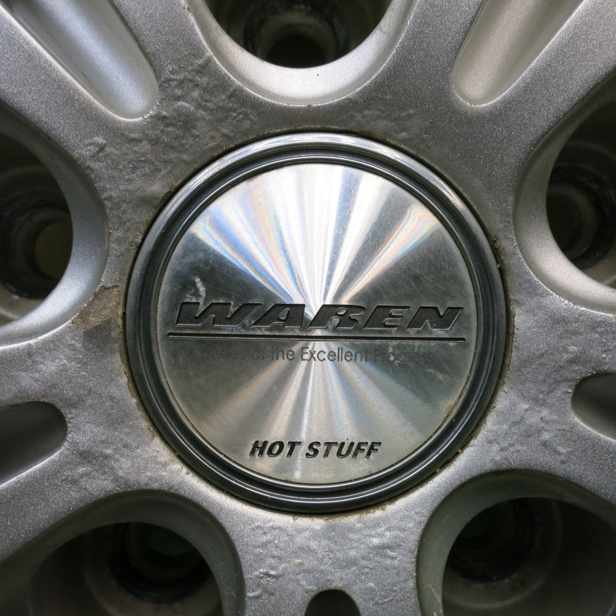 バリ溝！23年！9.5分以上◎スタッドレス 205/65R15 グッドイヤー アイスナビ8 WAREN ヴァーレン 15インチ PCD114.3/5H◎6081315HAス