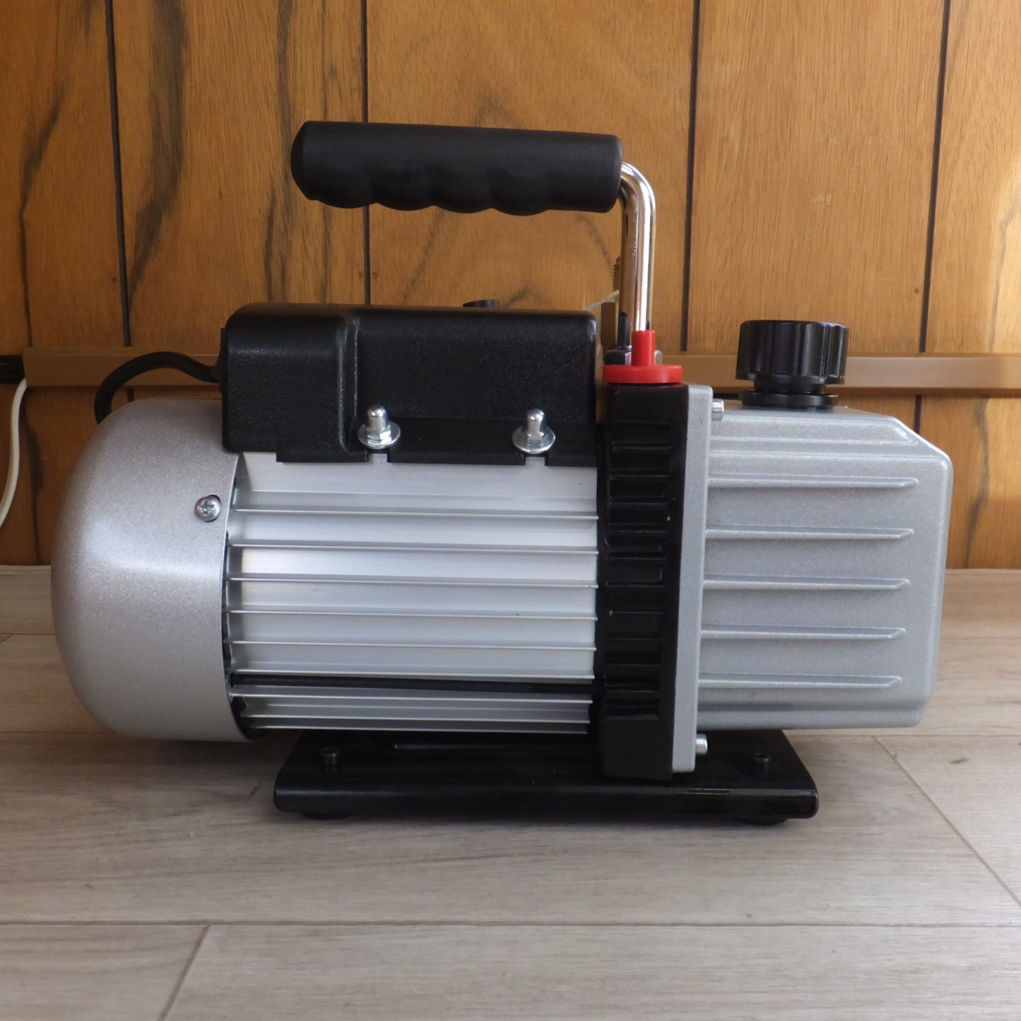 [送料無料] 美品★電動真空ポンプ 1Stage Vacuum Pump A68N10　マニホールドゲージ　セット　メーカー 不明★